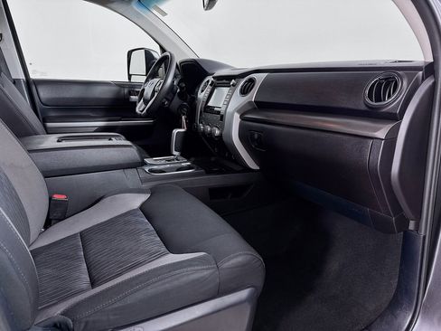 Used 2016 Toyota Tundra SR5 AWD/4WD image 29