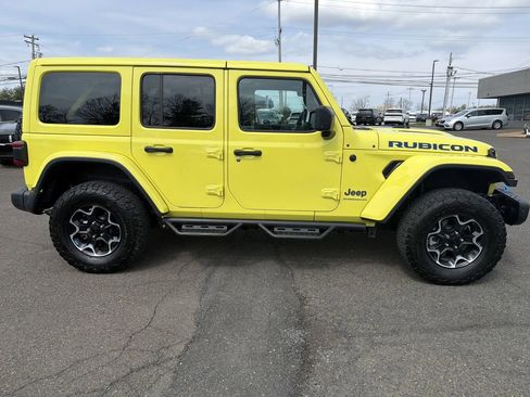 Used 2023 Jeep Wrangler Unlimited Rubicon 4xe w/ Dual Top Group AWD/4WD image 8