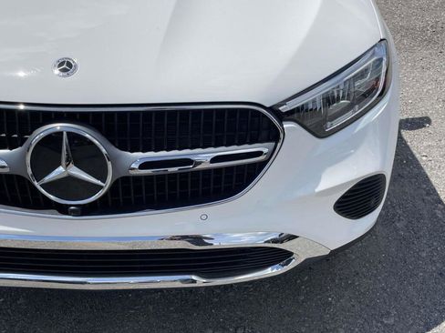 New 2026 Mercedes-Benz GLC 300 4MATIC image 9