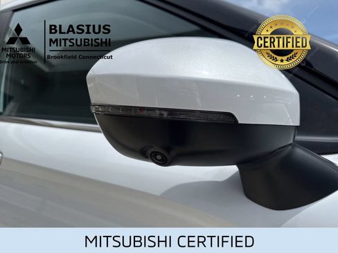 Used 2023 Mitsubishi Outlander 4WD Plug-In Hybrid image 47