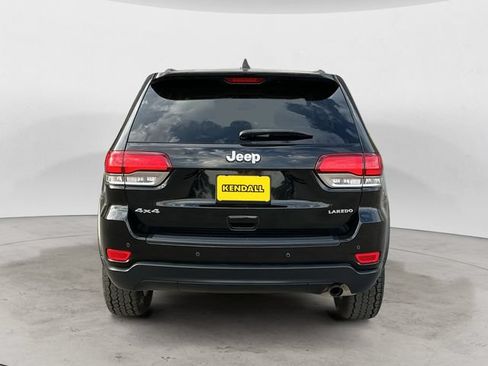 Used 2022 Jeep Grand Cherokee Laredo E AWD/4WD image 6