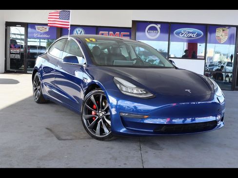 Used 2020 Tesla Model 3 Performance image 1