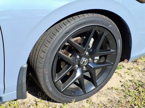 Used 2023 Honda Civic Sport image 11