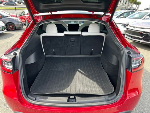 Used 2022 Tesla Model Y Performance image 53