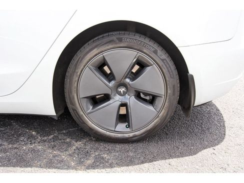 Used 2023 Tesla Model 3 Standard Range RWD image 30