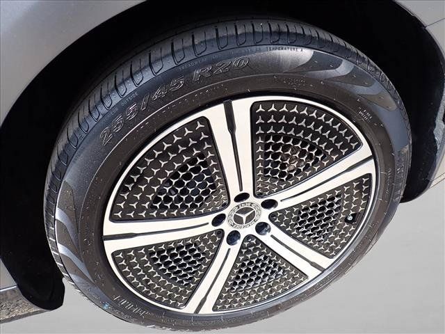 Used 2022 Mercedes-Benz EQS 580 4MATIC Sedan image 7