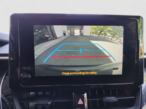 Used 2023 Toyota Corolla LE FWD image 16