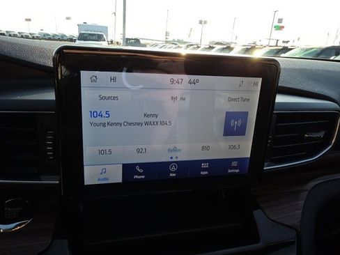 Used 2022 Ford Explorer Limited w/ Hybrid Equipment Group 310A image 25