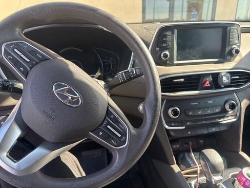Used 2020 Hyundai Santa Fe SEL FWD image 3