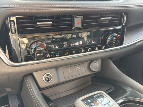 Certified 2021 Nissan Rogue SL AWD/4WD image 25