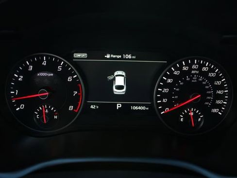 Used 2018 Kia Stinger GT2 image 13