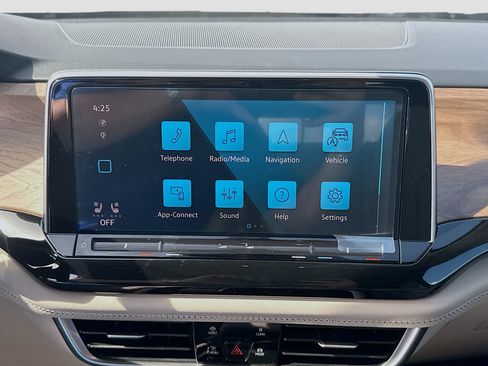 New 2026 Volkswagen Atlas SE FWD image 12