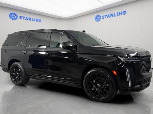Used 2023 Cadillac Escalade Sport w/ LPO, ONYX Package AWD/4WD image 13