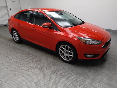 Used 2015 Ford Focus SE w/ Equipment Group 201A FWD image 11