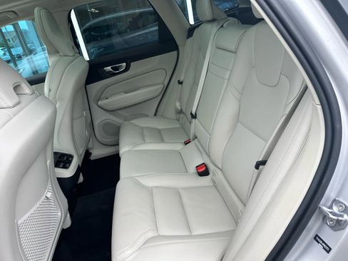 Used 2021 Volvo XC60 T6 Inscription AWD/4WD image 24