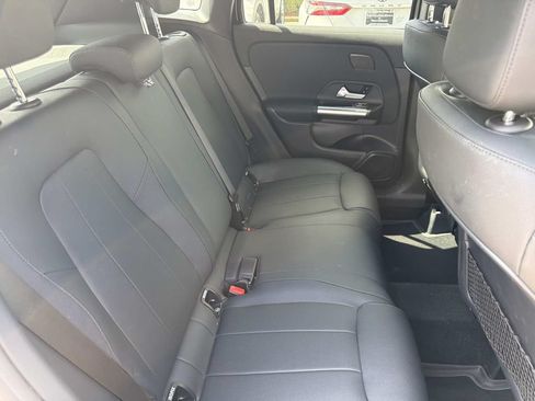 Used 2026 Mercedes-Benz GLA 250 image 9