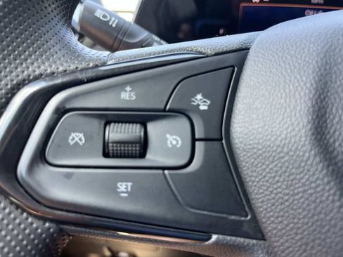 Used 2024 Chevrolet TrailBlazer LT FWD image 33