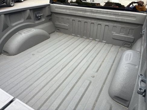 Used 2021 Ford F150 Platinum w/ FX4 Off-Road Package image 33