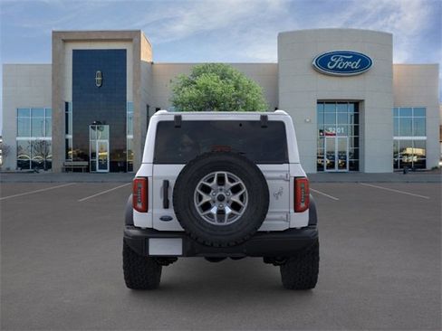New 2025 Ford Bronco Badlands image 5