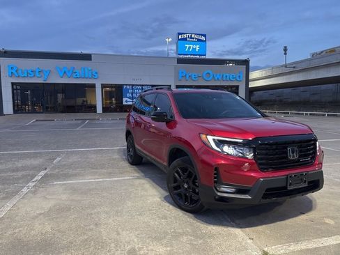 Used 2024 Honda Passport Black Edition image 1