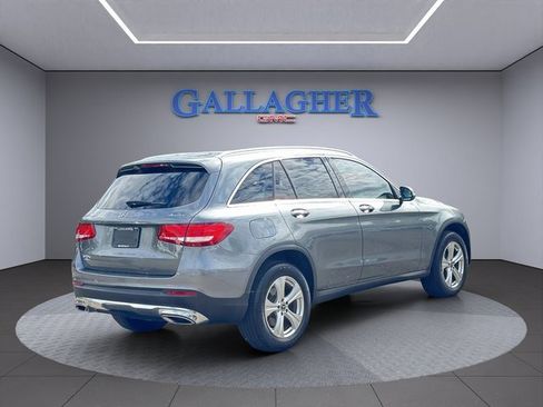Used 2018 Mercedes-Benz GLC 300 4MATIC image 4