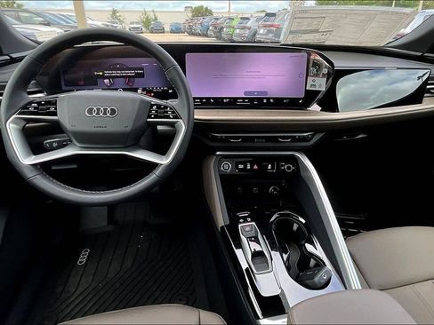 New 2026 Audi Q5 Premium Plus AWD/4WD image 3