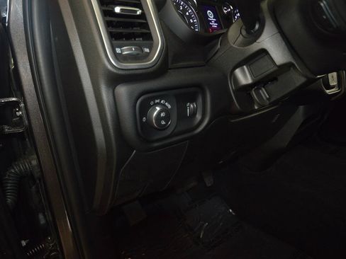 Used 2026 RAM 2500 Big Horn AWD/4WD image 39