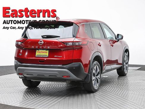 Used 2023 Nissan Rogue SV AWD/4WD image 5
