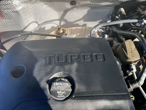 Used 2023 Chevrolet TrailBlazer RS w/ Sun and Liftgate Package image 33