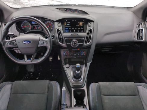 Used 2017 Ford Focus RS image 15