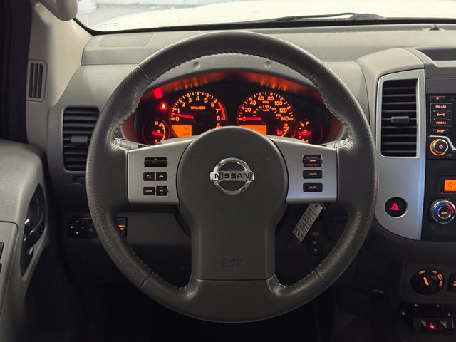 Used 2016 Nissan Frontier SV w/ SV Value Truck Package AWD/4WD image 11