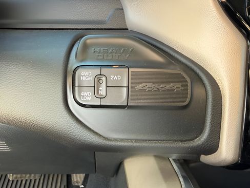 Used 2024 RAM 3500 Laramie AWD/4WD image 23
