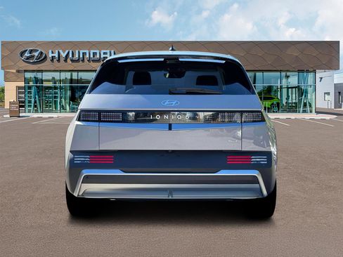 New 2026 Hyundai Ioniq 5 SEL image 6