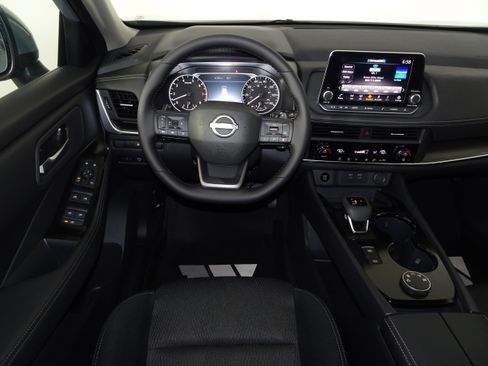 New 2026 Nissan Rogue SV image 5