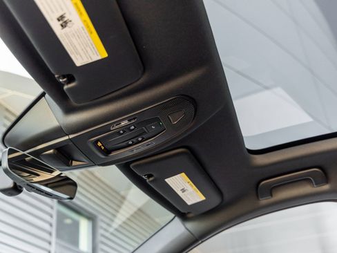 New 2026 Porsche Cayenne Coupe image 24