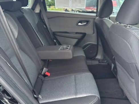 Certified 2023 Nissan Rogue SV AWD/4WD image 16
