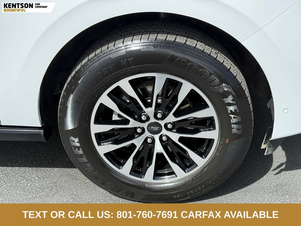 Used 2025 Ford Expedition Max Platinum AWD/4WD image 13