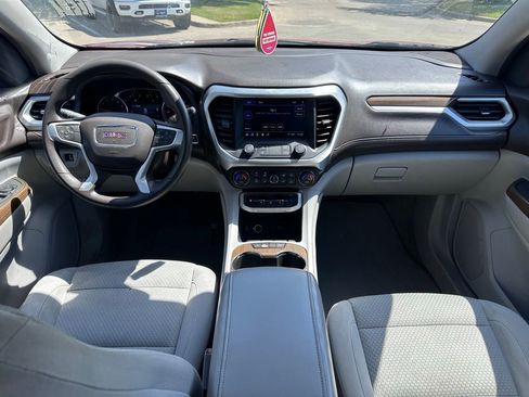 Used 2021 GMC Acadia SLE FWD image 17