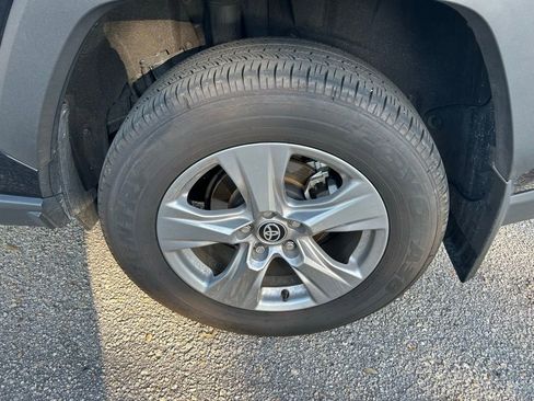 Used 2025 Toyota RAV4 LE image 9