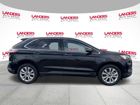 Used 2024 Ford Edge Titanium AWD/4WD image 2