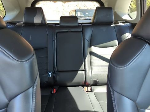 Used 2022 Toyota RAV4 XLE Premium AWD/4WD image 21