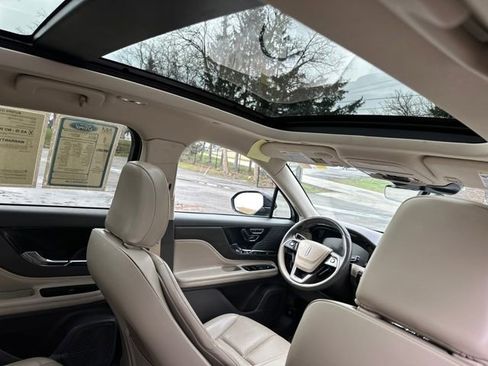 Certified 2022 Lincoln Corsair Grand Touring image 20