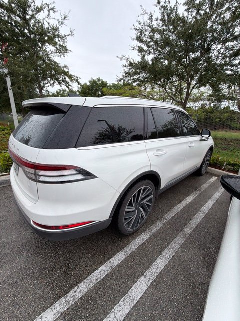 Used 2025 Lincoln Aviator Reserve w/ Equipment Group 201A AWD/4WD image 5