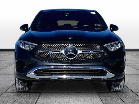 Certified 2025 Mercedes-Benz GLC 300 4MATIC image 2