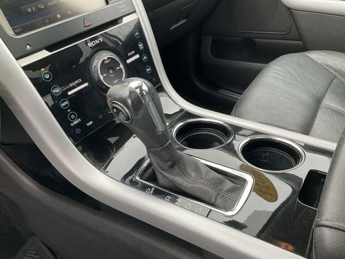 Used 2014 Ford Edge Limited image 24