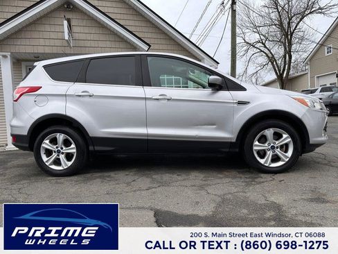 Used 2015 Ford Escape SE image 8