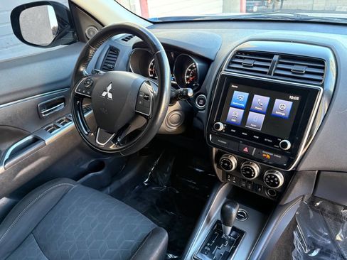 Used 2021 Mitsubishi Outlander Sport SE image 32