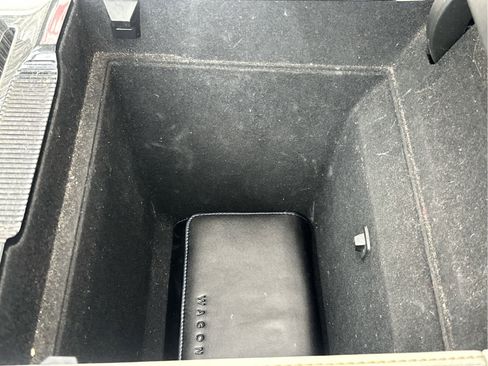 Used 2022 Jeep Wagoneer Series III w/ Premium Group I image 36