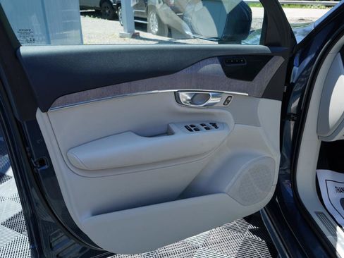 Used 2023 Volvo XC90 B6 Plus w/ Protection Package Premier AWD/4WD image 16