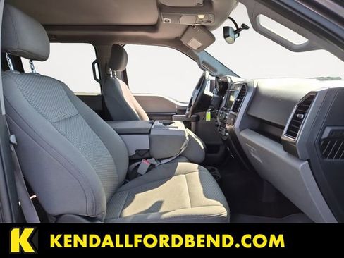 Used 2017 Ford F150 XLT w/ Equipment Group 302A Luxury AWD/4WD image 15